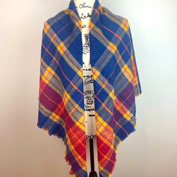 CLEARANCE! Ruggine Oh So Soft Tartan Plaid Square Scarf NEW! - Picture 6 of 7